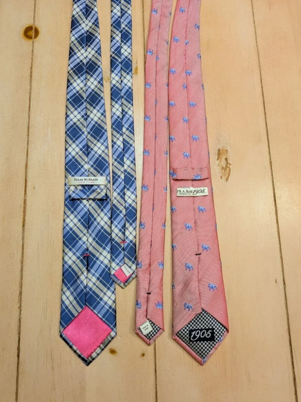 Lot of 2 Silk Neckties Isaac Mizrahi Plaid & Jos A Bank Bull Dog Pink Blue
